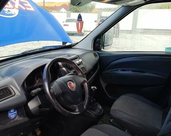 Синій Фіат Добло, об'ємом двигуна 1.2 л та пробігом 235 тис. км за 4999 $, фото 7 на Automoto.ua