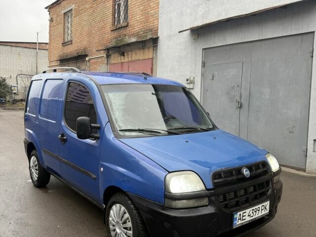 Синий Фиат Добло, объемом двигателя 1.2 л и пробегом 200 тыс. км за 2350 $, фото 7 на Automoto.ua