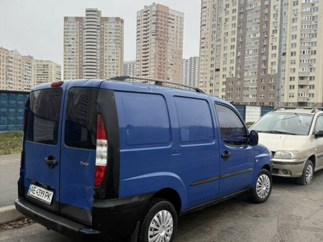 Синий Фиат Добло, объемом двигателя 1.2 л и пробегом 200 тыс. км за 2350 $, фото 1 на Automoto.ua