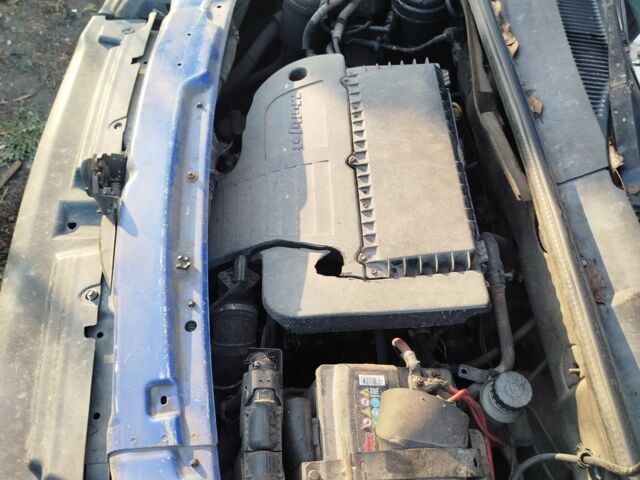 Синий Фиат Добло, объемом двигателя 0 л и пробегом 200 тыс. км за 2100 $, фото 5 на Automoto.ua