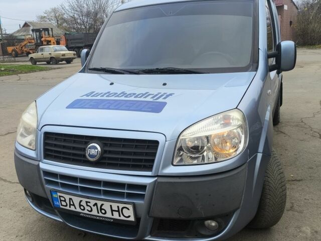 Синий Фиат Добло, объемом двигателя 1.9 л и пробегом 176 тыс. км за 5439 $, фото 4 на Automoto.ua