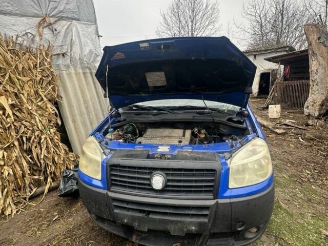 Синій Фіат Добло, об'ємом двигуна 1.3 л та пробігом 260 тис. км за 2000 $, фото 1 на Automoto.ua
