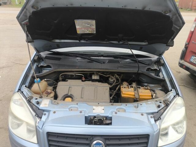 Синий Фиат Добло, объемом двигателя 1.9 л и пробегом 176 тыс. км за 5439 $, фото 8 на Automoto.ua