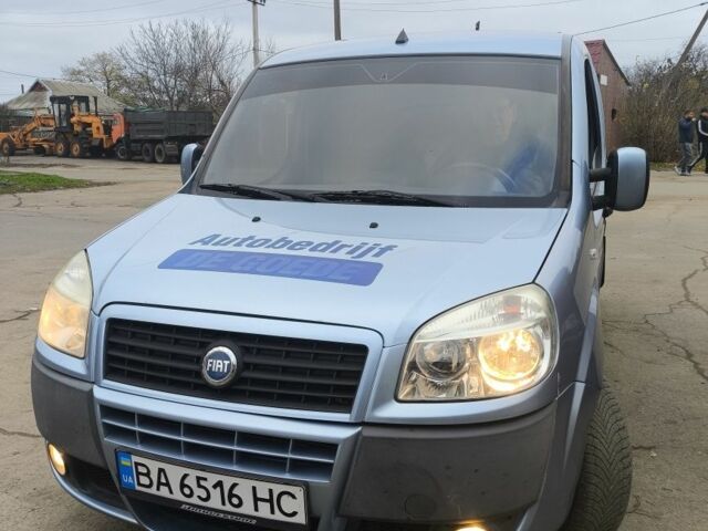 Синий Фиат Добло, объемом двигателя 1.9 л и пробегом 176 тыс. км за 5439 $, фото 1 на Automoto.ua