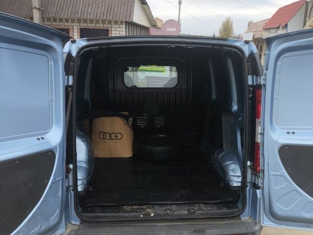 Синий Фиат Добло, объемом двигателя 1.9 л и пробегом 176 тыс. км за 5439 $, фото 3 на Automoto.ua