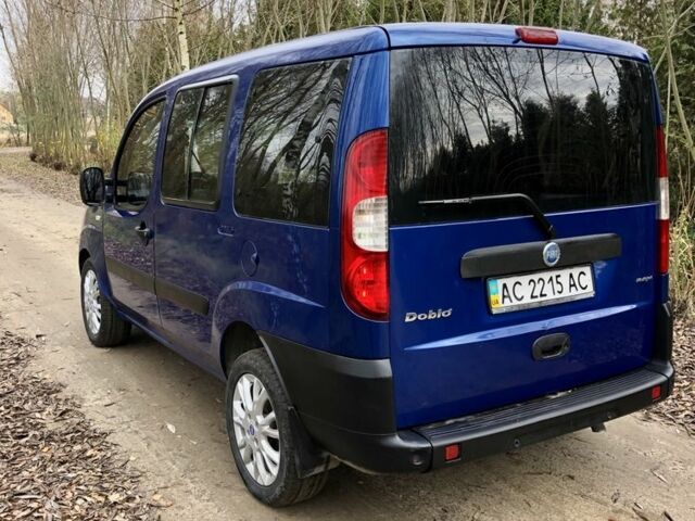 Синий Фиат Добло, объемом двигателя 1.3 л и пробегом 200 тыс. км за 4100 $, фото 6 на Automoto.ua