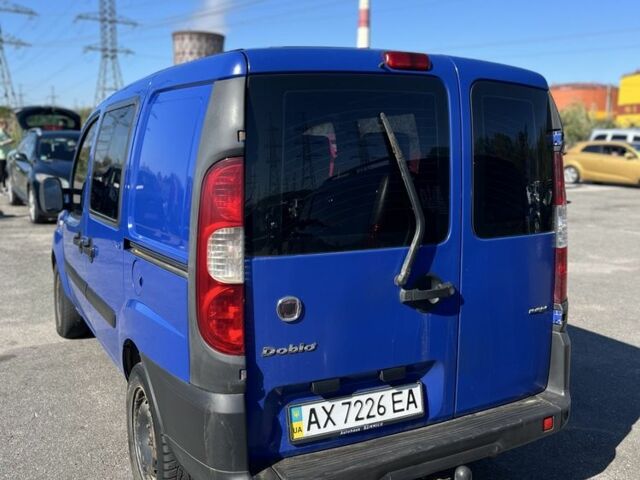 Синий Фиат Добло, объемом двигателя 1.3 л и пробегом 243 тыс. км за 5200 $, фото 3 на Automoto.ua