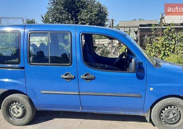 Синий Фиат Добло, объемом двигателя 1.2 л и пробегом 190 тыс. км за 4000 $, фото 5 на Automoto.ua