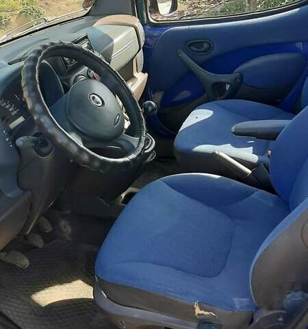 Синий Фиат Добло, объемом двигателя 1.2 л и пробегом 190 тыс. км за 4000 $, фото 9 на Automoto.ua