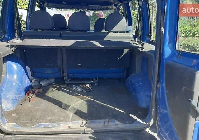 Синий Фиат Добло, объемом двигателя 1.2 л и пробегом 190 тыс. км за 4000 $, фото 11 на Automoto.ua