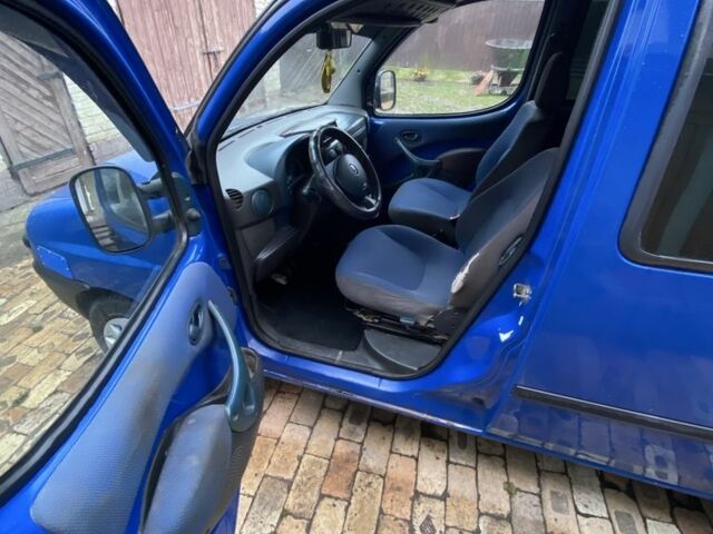 Синий Фиат Добло, объемом двигателя 1.9 л и пробегом 330 тыс. км за 2200 $, фото 8 на Automoto.ua