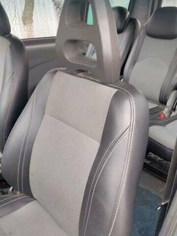 Синий Фиат Добло, объемом двигателя 1.2 л и пробегом 248 тыс. км за 3500 $, фото 4 на Automoto.ua