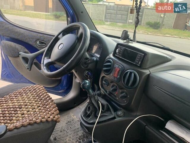 Синий Фиат Добло, объемом двигателя 1.91 л и пробегом 230 тыс. км за 4200 $, фото 7 на Automoto.ua