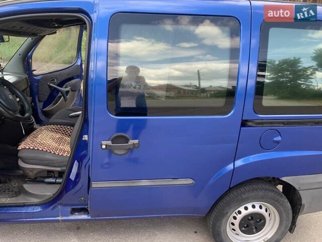 Синий Фиат Добло, объемом двигателя 1.91 л и пробегом 230 тыс. км за 4200 $, фото 1 на Automoto.ua