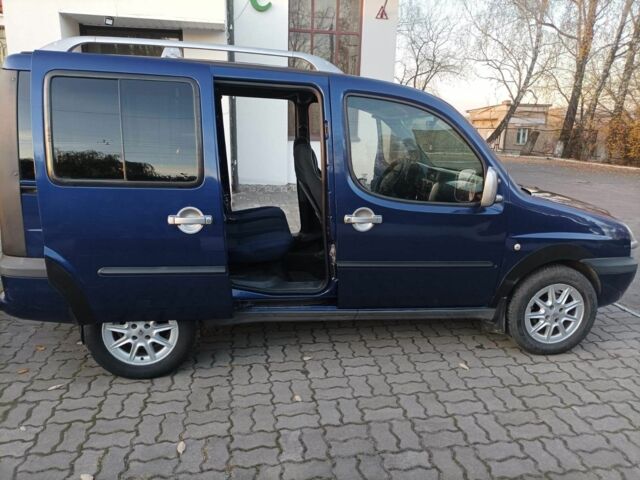 Синий Фиат Добло, объемом двигателя 0 л и пробегом 270 тыс. км за 3600 $, фото 2 на Automoto.ua