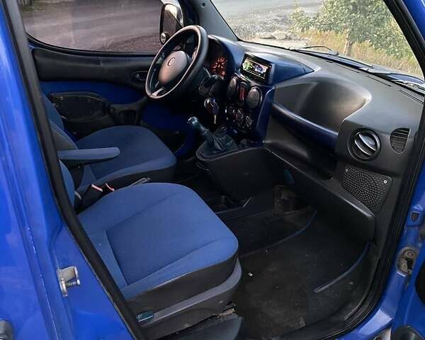 Синій Фіат Добло, об'ємом двигуна 1.91 л та пробігом 300 тис. км за 3400 $, фото 4 на Automoto.ua