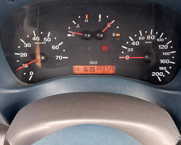 Синий Фиат Добло, объемом двигателя 1.6 л и пробегом 203 тыс. км за 3800 $, фото 17 на Automoto.ua