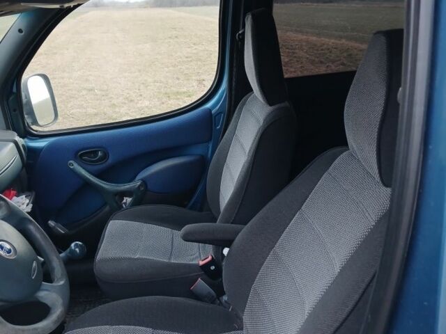 Синий Фиат Добло, объемом двигателя 1.9 л и пробегом 357 тыс. км за 3300 $, фото 9 на Automoto.ua