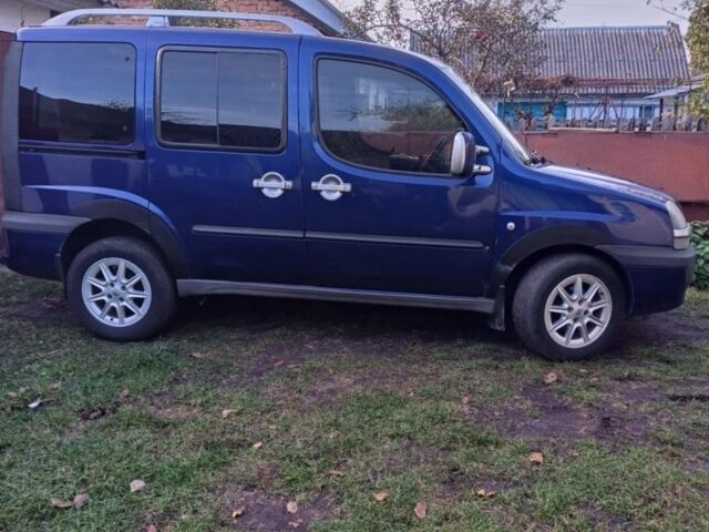 Синий Фиат Добло, объемом двигателя 0 л и пробегом 286 тыс. км за 3100 $, фото 5 на Automoto.ua