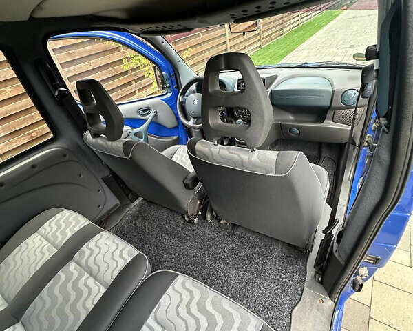 Синий Фиат Добло, объемом двигателя 1.6 л и пробегом 203 тыс. км за 3800 $, фото 9 на Automoto.ua