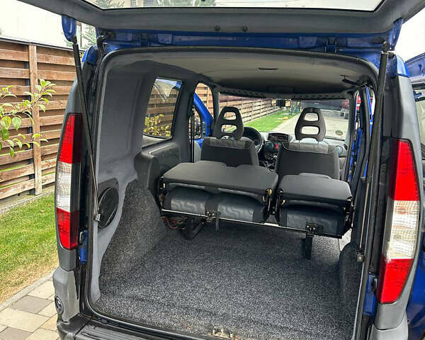 Синий Фиат Добло, объемом двигателя 1.6 л и пробегом 203 тыс. км за 3800 $, фото 6 на Automoto.ua