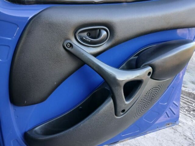 Синий Фиат Добло, объемом двигателя 1.6 л и пробегом 290 тыс. км за 3500 $, фото 5 на Automoto.ua