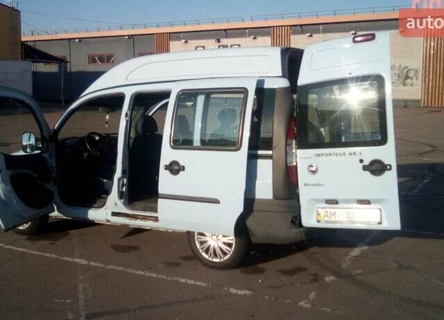 Синий Фиат Добло, объемом двигателя 1.6 л и пробегом 320 тыс. км за 3000 $, фото 4 на Automoto.ua