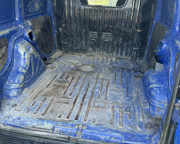Синий Фиат Добло, объемом двигателя 1.25 л и пробегом 260 тыс. км за 2900 $, фото 8 на Automoto.ua