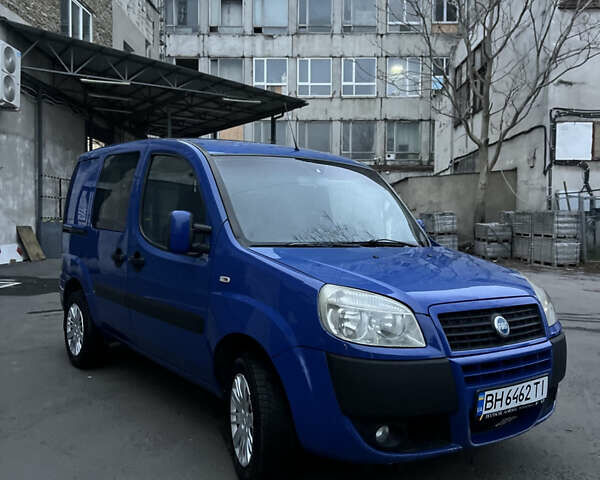 Синий Фиат Добло, объемом двигателя 1.3 л и пробегом 229 тыс. км за 4300 $, фото 4 на Automoto.ua