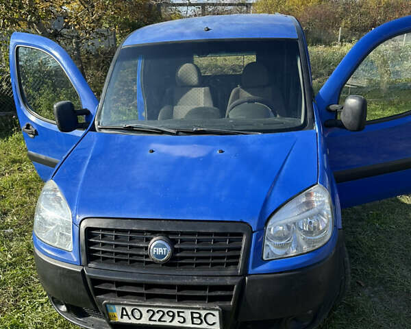 Синий Фиат Добло, объемом двигателя 1.25 л и пробегом 260 тыс. км за 2900 $, фото 2 на Automoto.ua