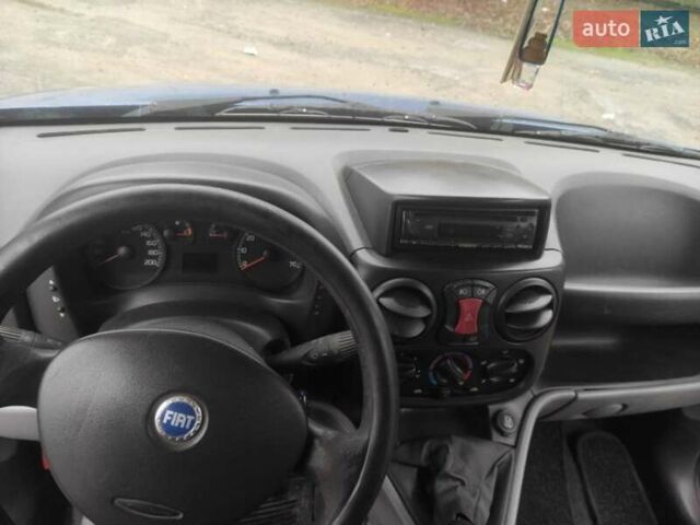 Синий Фиат Добло, объемом двигателя 1.9 л и пробегом 228 тыс. км за 3500 $, фото 9 на Automoto.ua