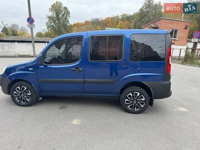 Синий Фиат Добло, объемом двигателя 1.3 л и пробегом 260 тыс. км за 5700 $, фото 6 на Automoto.ua