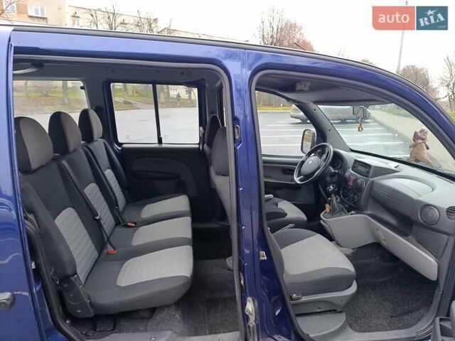 Синий Фиат Добло, объемом двигателя 1.91 л и пробегом 281 тыс. км за 5500 $, фото 9 на Automoto.ua