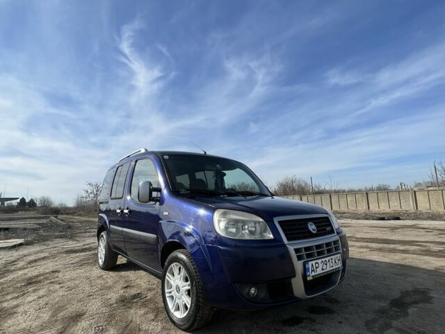 Синий Фиат Добло, объемом двигателя 1.2 л и пробегом 264 тыс. км за 5000 $, фото 3 на Automoto.ua