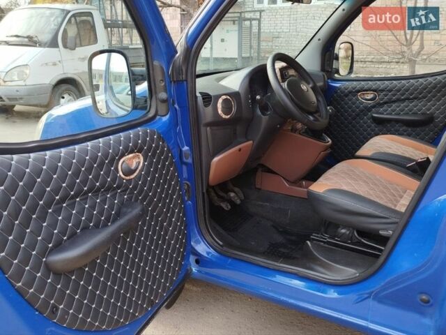 Синий Фиат Добло, объемом двигателя 1.9 л и пробегом 399 тыс. км за 4800 $, фото 10 на Automoto.ua