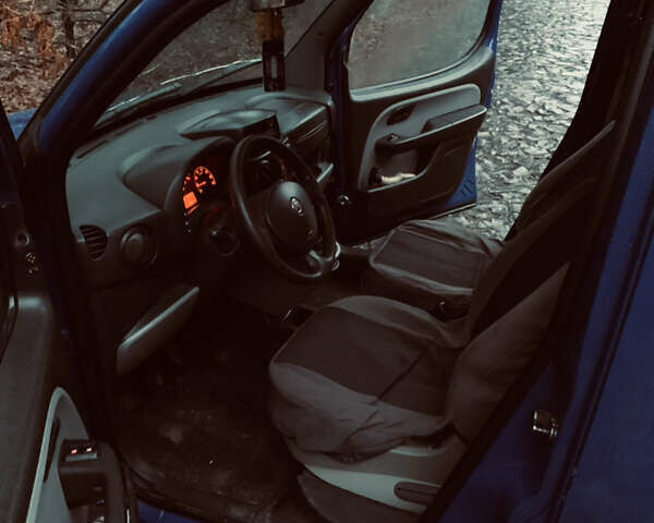 Синий Фиат Добло, объемом двигателя 1.25 л и пробегом 380 тыс. км за 5300 $, фото 8 на Automoto.ua