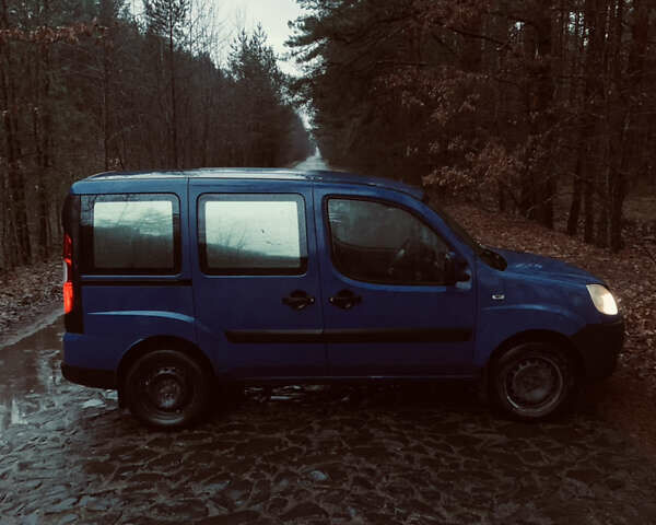 Синий Фиат Добло, объемом двигателя 1.25 л и пробегом 380 тыс. км за 5300 $, фото 6 на Automoto.ua
