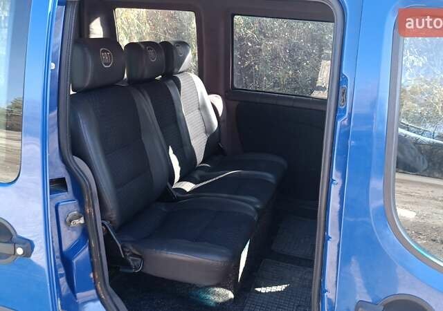 Синий Фиат Добло, объемом двигателя 1.3 л и пробегом 283 тыс. км за 4200 $, фото 2 на Automoto.ua