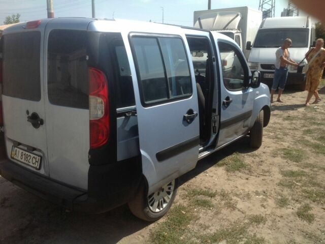 Синій Фіат Добло, об'ємом двигуна 0 л та пробігом 200 тис. км за 2999 $, фото 5 на Automoto.ua