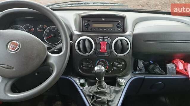 Синій Фіат Добло, об'ємом двигуна 1.4 л та пробігом 189 тис. км за 5800 $, фото 2 на Automoto.ua