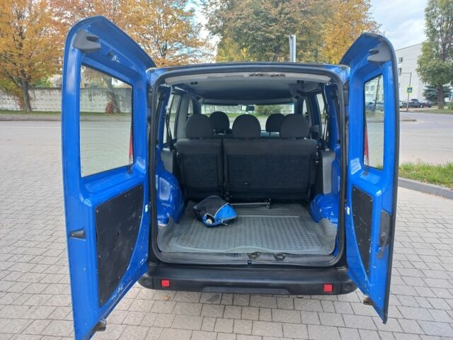 Синий Фиат Добло, объемом двигателя 0 л и пробегом 275 тыс. км за 6609 $, фото 9 на Automoto.ua