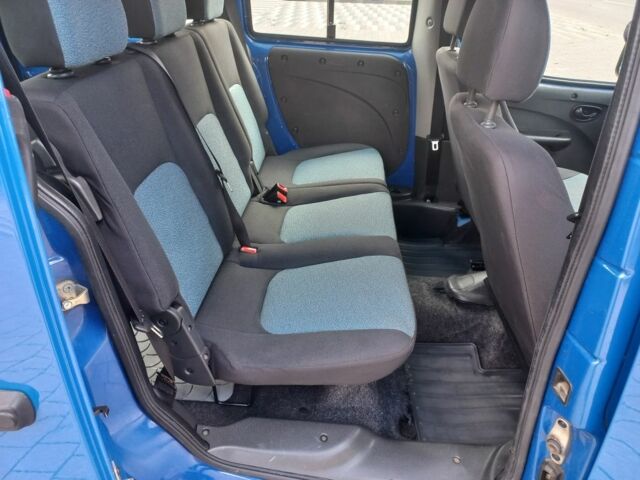 Синий Фиат Добло, объемом двигателя 0 л и пробегом 275 тыс. км за 6609 $, фото 2 на Automoto.ua