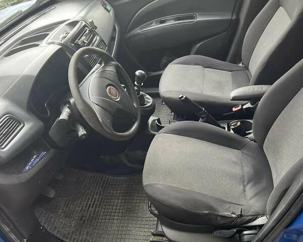 Фиат Добло 2013 в Виноградове на Automoto.ua Синий Фиат Добло, объемом двигателя 1.6 л и пробегом 245 тыс. км за 4700 $, фото 6 на Automoto.ua