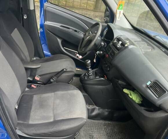 Синій Фіат Добло, об'ємом двигуна 1.6 л та пробігом 245 тис. км за 4099 $, фото 10 на Automoto.ua