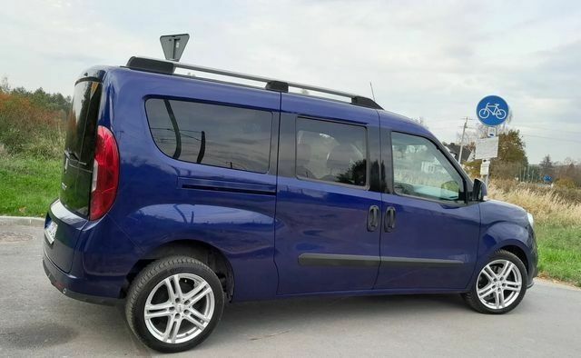 Синий Фиат Добло, объемом двигателя 1.6 л и пробегом 150 тыс. км за 9100 $, фото 17 на Automoto.ua