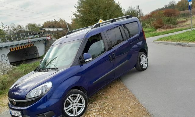 Синий Фиат Добло, объемом двигателя 1.6 л и пробегом 150 тыс. км за 9100 $, фото 12 на Automoto.ua