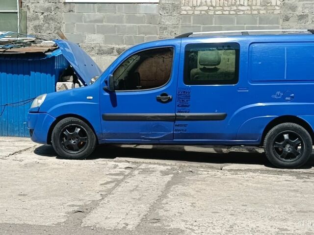 Синій Фіат Добло, об'ємом двигуна 1.2 л та пробігом 350 тис. км за 3500 $, фото 4 на Automoto.ua
