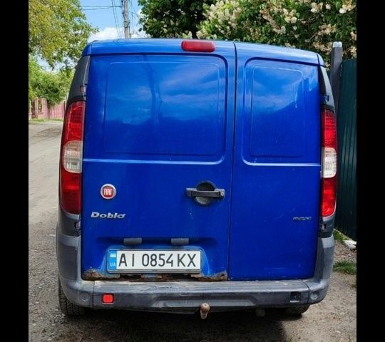 Синій Фіат Добло, об'ємом двигуна 0 л та пробігом 250 тис. км за 3500 $, фото 4 на Automoto.ua