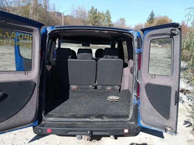 Синій Фіат Добло, об'ємом двигуна 1.2 л та пробігом 283 тис. км за 4200 $, фото 9 на Automoto.ua