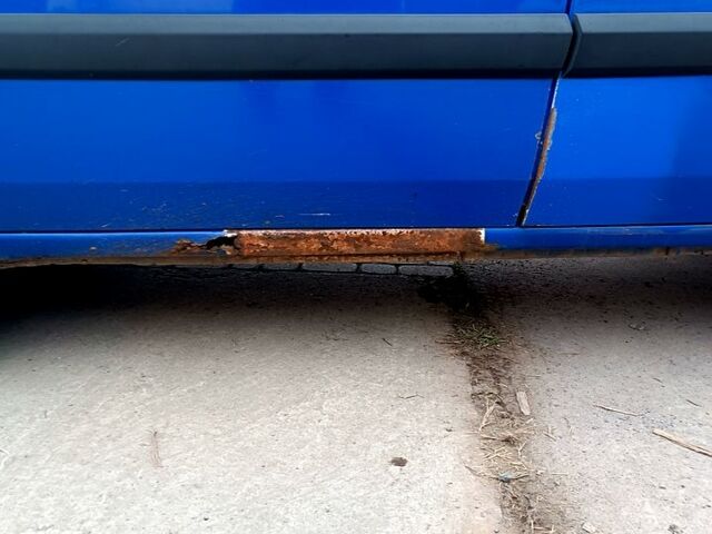 Синий Фиат Добло, объемом двигателя 1.2 л и пробегом 324 тыс. км за 3500 $, фото 9 на Automoto.ua